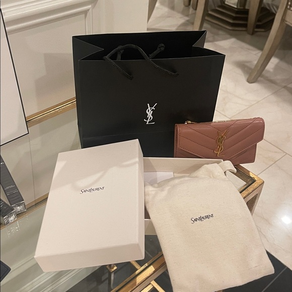 YSL Cassandre Quilted Leather Fragments Card  Holder - Picture 6 of 14